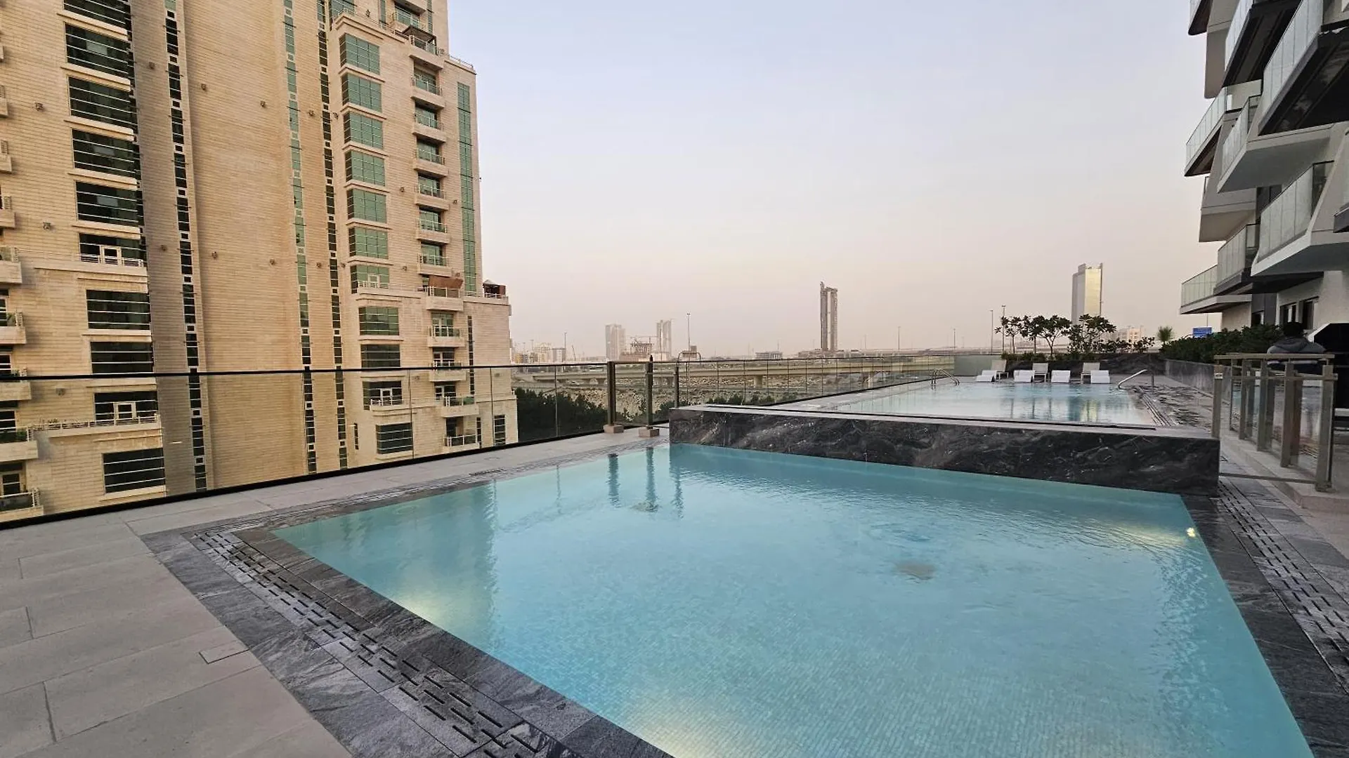 Luxurious Comfort In Jvc Dubaj Zjednoczone Emiraty Arabskie