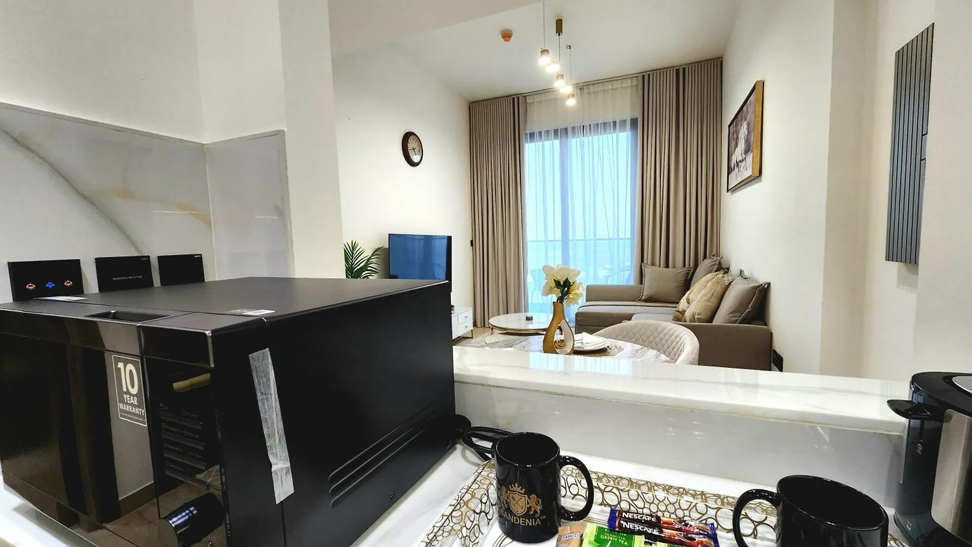 Dom wakacyjny Luxurious Comfort In Jvc Dubaj