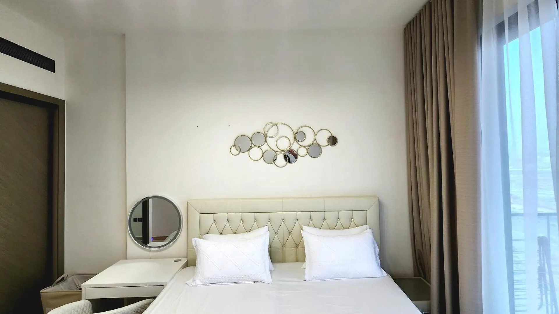 Luxurious Comfort In Jvc Dubai Holiday home
